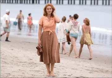  ?? JESSICA MIGLIO — AMAZON STUDIOS ?? Kate Winslet plays a married waitress who falls for a lifeguard in 1950s Coney Island in Woody Allen’s “Wonder Wheel.”