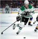  ??  ?? ASSISTKUNG. John Klingberg är den av alla Nhl-backar som gjort flest målgivande pass den här säsongen. Det blev en till i går.