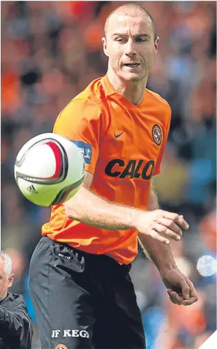  ??  ?? Dundee United captain Sean Dillon says new boss Ray McKinnon (left) has them well prepared for the new campaign.