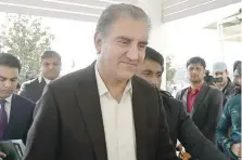 ?? — AFP ?? Pakistani Foreign Minister Shah Mehmood Qureshi arrives to attend a joint session of parliament in Islamabad on Thursday.