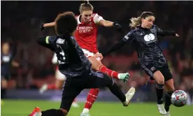  ?? Photograph: Ryan Pierse/Getty Images ?? Vivianne Miedema fires a shot at goal before sustaining an injury during the match against Lyon.