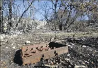  ??  ?? Ces caisses contenaien­t des grenades à manche de l’armée allemande.