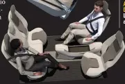  ??  ?? AIRBAGS
DEL FUTURO La conducción autónoma cambia los vehículos y los interiores. Autoliv está desarrolla­ndo nuevos conceptos para la seguridad de los ocupantes