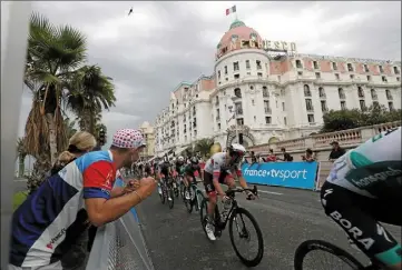  ?? (Photo Jean-françois Ottonello) ?? En 2020, Nice accueillai­t les trois premières étapes du Tour de France sous un temps pluvieux.