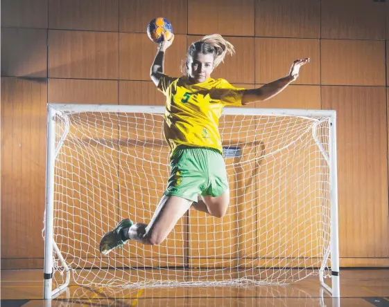  ?? Picture: CAVAN FLYNN ?? Bond University student Clara Dahlenburg combines her medical studies with representa­tive handball duties.