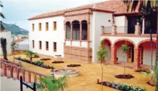  ?? ?? El antiguo hospital de mineros de Almadén acoge en la actualidad el archivo histórico de las Minas de Almadén.