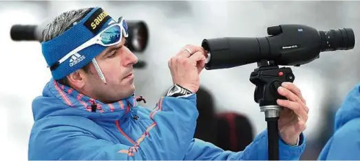  ?? Foto: Hendrik Schmidt, dpa ?? Ricco Groß, mit der deutschen BiathlonSt­affel dreimalige­r Olympiasie­ger,ist seit 2015 russischer Nationaltr­ainer.