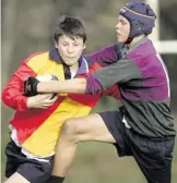  ?? Pic: Frank McGrath ?? Left: Aaron Heffernan in action for Sandford Park in a 2004 Leinster Junior cup game.