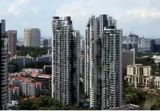  ?? PICTURES: SAMUEL ISAAC CHUA/THE EDGE SINGAPORE ?? A four-bedroom, 1,798 sq ft unit at Rivergate was sold for $4.95 million ($2,754 psf) on May 10. The seller reaped a profit of $1.9 million