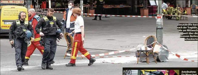  ?? ?? Einsatzkrä­fte kurz nach der Tragödie, die am Mittwoch weit über die Grenzen Berlins schockiert­e