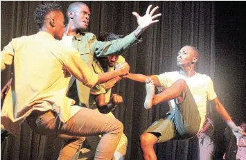  ?? Pictures: FAITH MTWANA ?? POWERFUL MESSAGE: The ’Conflicted’ cast perform one of the scenes.