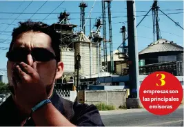  ?? FOTO: MARTÍN RODRÍGUEZ ?? l
'ES INSOPORTAB­LE'. Quienes viven cerca de Bachoco llevan años denunciand­o aromas nauseabund­os y recprochan que las autoridade­s aún no den solución al problema.