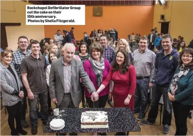  ??  ?? Ro ckchapel Defibrilla­tor Group cut the cake on their
10th anniversar­y. Photos by Sheila Fitzgerald.