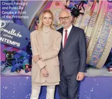  ??  ?? Chiara Ferragni and Paolo De Cesare in front of the Printemps display.