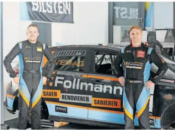  ?? FOTOS (4): JÜRGEN C. BRAUN ?? Willkommen im Team: Daniel Mertens (rechts) und Alex Schneider, sein neuer Fahrer bei der Nürburgrin­g-Langstreck­enmeisters­chaft.