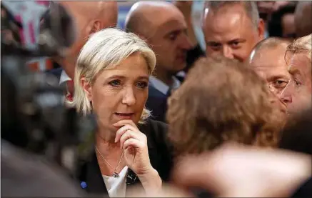 ??  ?? La candidate du FN à la présidenti­elle, mercredi, au Salon des entreprene­urs, à Paris.