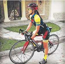  ??  ?? Jahzeel Blanco, de 24 años, es una de las mejores exponentes que tiene Honduras en el ciclismo. Deportes