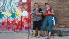  ?? COLE BURSTON FOR THE TORONTO STAR ?? Joan Jamieson, left, and Shelley M. Hobbs are regular Fringe Festival attendees who started making their own plays.