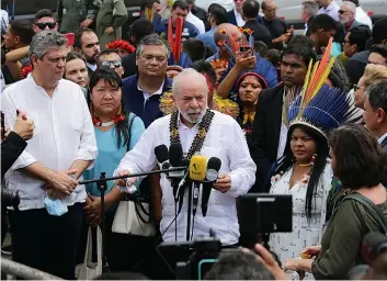  ?? DR ?? Luís Inácio Lula da Silva pediu a sociedade brasileira para se unir em defesa dos índios