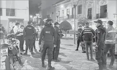  ?? Cortesía ?? La Guardia Ciudadana localizó a un presunto delincuent­e, quien era buscado por el robo de una mochila a una estudiante. Pero, el capturado quedó en libertad.