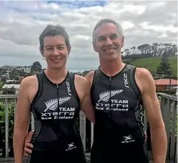  ?? KRIS BOULT ?? Steve Webber and wife Louisa are off to the World Xterra Championsh­ips later this month.