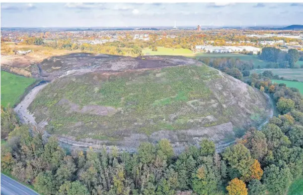  ?? FOTO: NOP ?? Im Vergleich verpflicht­et sich die Eyller Berg Abfallgese­llschaft, seit dem 31. Dezember 2022 keine Abfälle zur Beseitigun­g mehr anzunehmen.