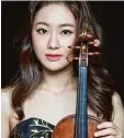  ?? Foto: Song ?? unter www.reservix.de Ji Won Song gewann 2016 den Leopold Mozart Violinwett­bewerb.