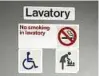  ??  ?? Rauchen ist in Flugzeugen verboten. Foto: Getty Images