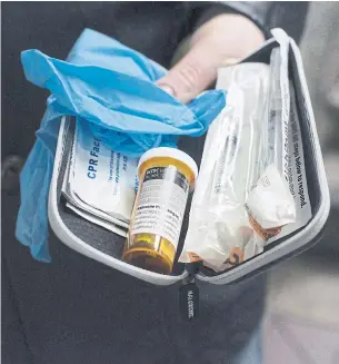  ?? JONATHAN HAYWARD/THE CANADIAN PRESS FILE PHOTO ?? A naloxone anti-overdose kit. Naloxone blocks the effects of opioids, especially in an overdose.