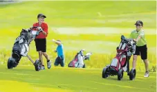  ?? JULIE JOCSAK ST. CATHARINES STANDARD FILE PHOTO ?? Golf courses should welcome more girls and boys through their gates and onto their fairways, Examiner golf columnist Paul Hickey writes.