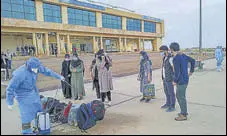  ?? PTI ?? A batch of Indian nationals evacuated from Iran reach Indian Army Wellness Facility at Jaisalmer on March 16.