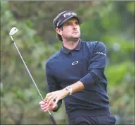  ?? Tim Bradbury / Getty Images ?? Bubba Watson plays his shot from the fifth tee at the Travelers Championsh­ip on Saturday.