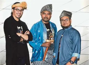 ??  ?? UPIN &amp; Ipin: Keris Siamang Tunggal digarap tiga pengarah muda berbakat besar (dari kiri) Syed Nurfaiz Khalid Syed Ibrahim, Ahmad Razuri Roseli dan Adam Amiruddin.