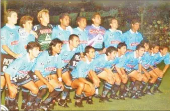  ?? FOTOS CEDOC PERFIL ?? LA VUELTA DE LA B.
Tras un largo período por la remodelaci­ón del Gigante, Belgrano volvía a su casa un 7 de mayo del ’97.