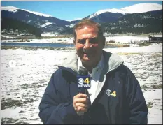  ?? ?? Denver TV news journalist Rick Sallinger on a story for KCNC-TV The Denver Channel.