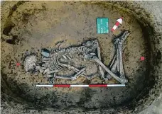  ?? ?? Zajímavé neolitické památky nalezli vědci z pražského Archeologi­ckého ústavu například při výzkumu u Kolína. Foto. ARUP