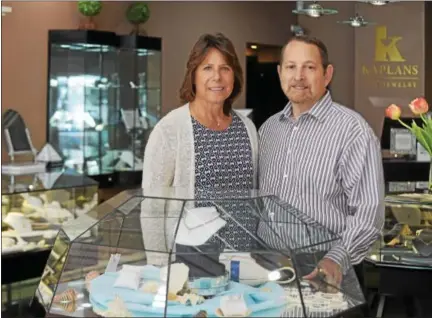 ?? PETER BANNAN — DIGITAL FIRST MEDIA ?? Lisa and Ivan Kaplan, owners of Kaplans Fine Jewelry on Market Street in West Chester. They are celebratin­g 40 years in business.