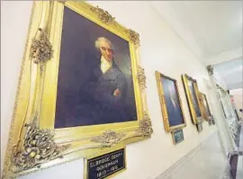  ?? Elise Amendola Associated Press ?? A PORTRAIT of Elbridge Gerry at the Massachuse­tts State House in Boston. A district he drew that resembled a salamander spawned the word “gerrymande­r.”
