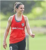  ?? Yi-Chin Lee / Houston Chronicle ?? Veteran Carli Lloyd takes part in her first team practice with the Dash this season after missing the first eight NWSL matches while playing in England with Manchester City.