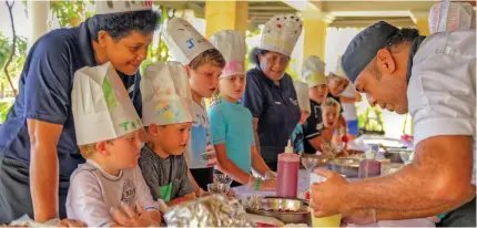  ??  ?? Cooking classes for children are part of activities at the Warwick Fiji.