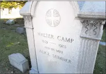  ?? Hearst Connecticu­t Media file ?? The grave marker of Walter Camp at the Grove Street Cemetery in New Haven.