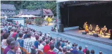  ?? FOTO: KRIEGLER ?? Bald ist es soweit: Ende Juni wird die Sommerbühn­e am Blautopf wieder aufgebaut, mit einer großen Tribüne für 460 Zuschauer.