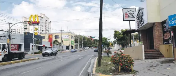  ??  ?? Los restaurant­es agrupados bajo la Asociación de Dominicana de Establecim­ientos de Comida Casual y Servicio Rápido están representa­dos por 32 marcas, muchas de ellas internacio­nales, y otras locales.