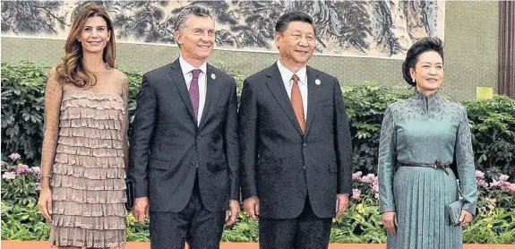  ?? NA ?? La foto tradiciona­l de Macri junto a la primera dama, Juliana Awada, en esta ocasión con al presidente chino, Xi Jinping, y su esposa, Peng Liyuan.