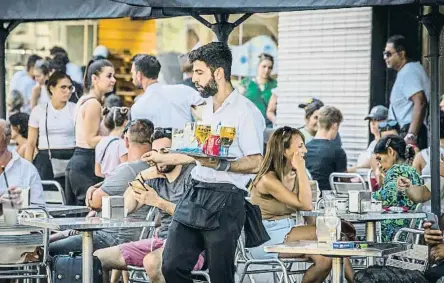  ?? Ll bert  e ?? La restauraci­ó s’ha recuperat de la crisi derivada de la pandèmia però esguarda el futur amb creixent neguit