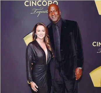  ??  ?? Yvette Prieto e Michael Jordan casaram-se em maio de 2013