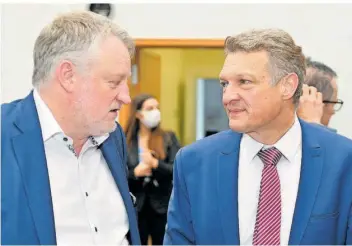  ?? FOTO: BECKERBRED­EL ?? Die Fraktionsc­hefs von SPD und CDU, Ulrich Commerçon und Stephan Toscani, haben bereits im Dezember anklingen lassen, dass sie im neuen Jahr Gespräche über den Transforma­tionsfonds aufnehmen wollen.