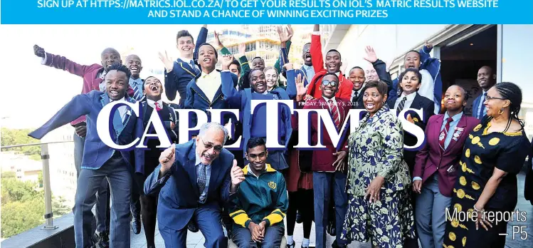  ?? Picture: Nokuthula Mbatha/African News Agency/ANA ?? TOP CLASS: Basic Education Minister Angie Motshekga and her deputy, Enver Surty, and the 2017 matric high-flyers.