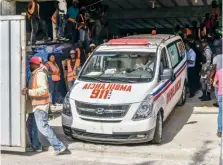  ?? NEHEMÍAS ALVINO ?? Los heridos fueron llevados al hospital Darío Contreras.