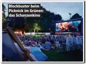  ??  ?? Blockbuste­r beim Picknick im Grünen: das Schanzenki­no